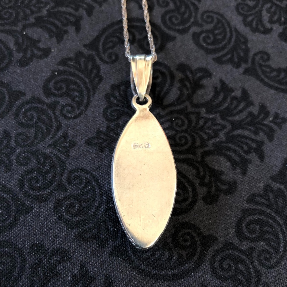 Labradorite Pendant - Picture 5 of 5